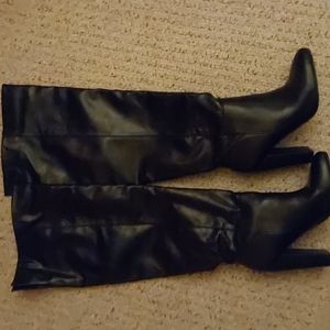 Women's knee boots